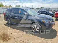 2019 Nissan PATHFINDER photo