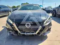 2019 Nissan ALTIMA photo