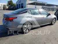2019 Nissan ALTIMA photo