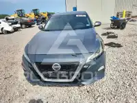 2019 Nissan ALTIMA photo