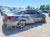 2019 Nissan ALTIMA photo