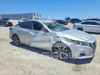 2019 Nissan ALTIMA photo
