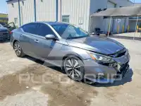 2019 Nissan ALTIMA photo