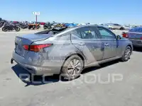 2019 Nissan ALTIMA photo