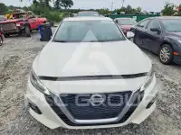 2019 Nissan ALTIMA photo