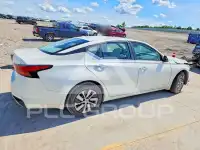 2019 Nissan ALTIMA photo