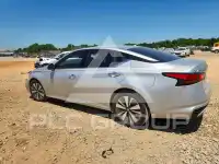2019 Nissan ALTIMA photo