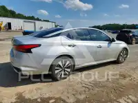 2019 Nissan ALTIMA photo