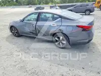 2019 Nissan ALTIMA photo