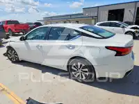 2019 Nissan ALTIMA photo