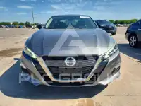 2019 Nissan ALTIMA photo