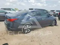 2019 Nissan ALTIMA фото