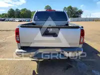 2019 Nissan FRONTIER photo