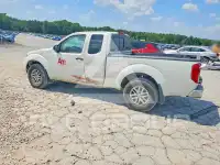 2019 Nissan FRONTIER photo