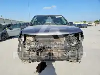 2019 Nissan FRONTIER photo