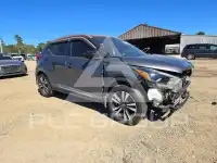2019 Nissan KICKS photo
