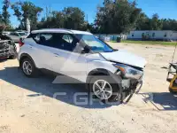 2019 Nissan KICKS фото