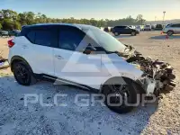2019 Nissan KICKS фото