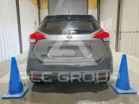 2019 Nissan KICKS photo