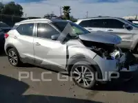 2019 Nissan KICKS фото