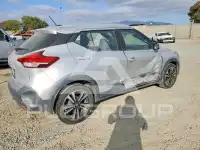 2019 Nissan KICKS фото