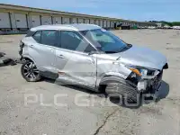 2019 Nissan KICKS фото