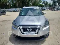 2019 Nissan KICKS photo