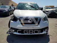 2019 Nissan KICKS фото