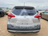 2019 Nissan KICKS фото