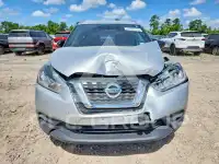 2019 Nissan KICKS фото
