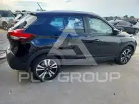 2019 Nissan KICKS photo