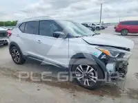 2019 Nissan KICKS фото