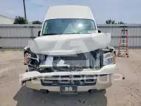 2019 Nissan NV фото