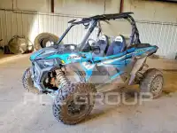 2019 Polaris Rzr photo