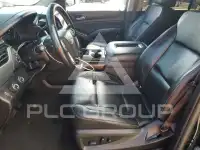 2019 Chevrolet Suburan фото