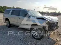 2019 Chevrolet Suburan photo