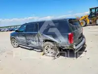 2019 Chevrolet Suburan фото