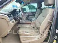 2019 Chevrolet Suburan photo