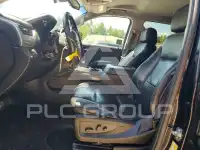 2019 Chevrolet Suburan photo