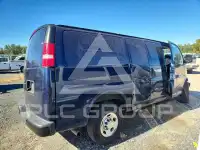 2019 Chevrolet Express фото