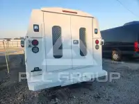 2019 Chevrolet Express фото