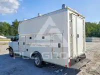 2019 Chevrolet Express photo