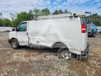 2019 Chevrolet Express фото