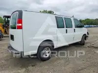 2019 Chevrolet Express фото
