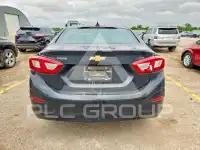 2019 Chevrolet Cruze photo