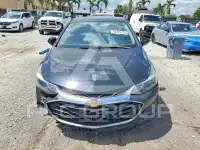 2019 Chevrolet Cruze photo