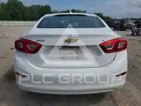 2019 Chevrolet Cruze photo