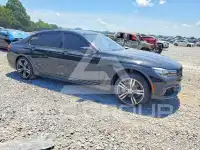 2019 BMW 740 фото