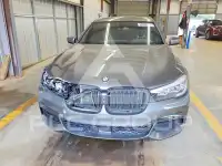 2019 BMW 740 фото