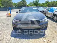 2019 BMW 740 фото